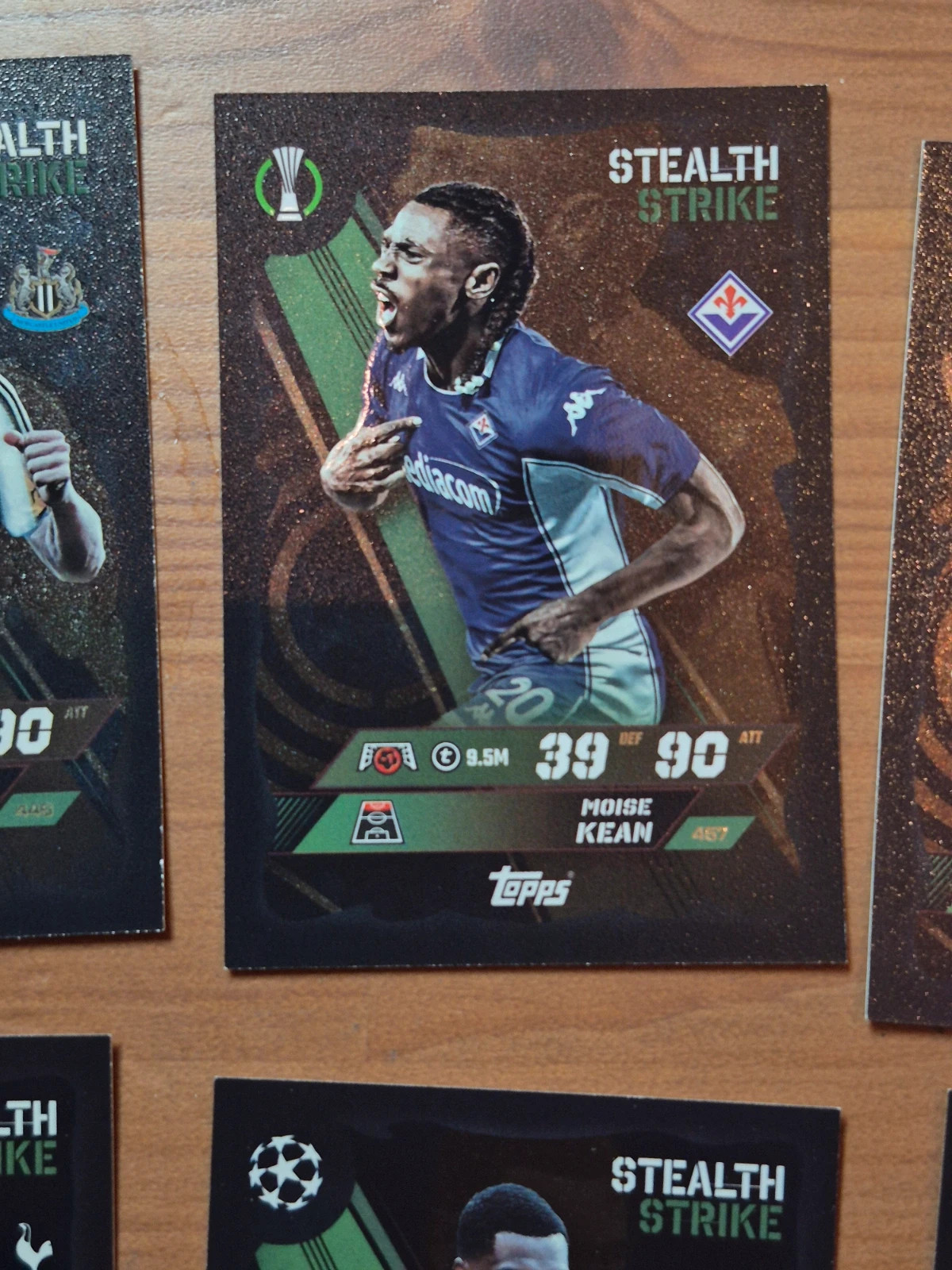 Lot de 16 cartes stealth strike – Topps 3