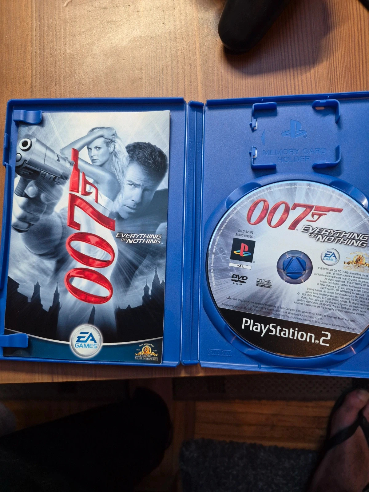 Jeu 007 quitte ou double PS2 complet 4