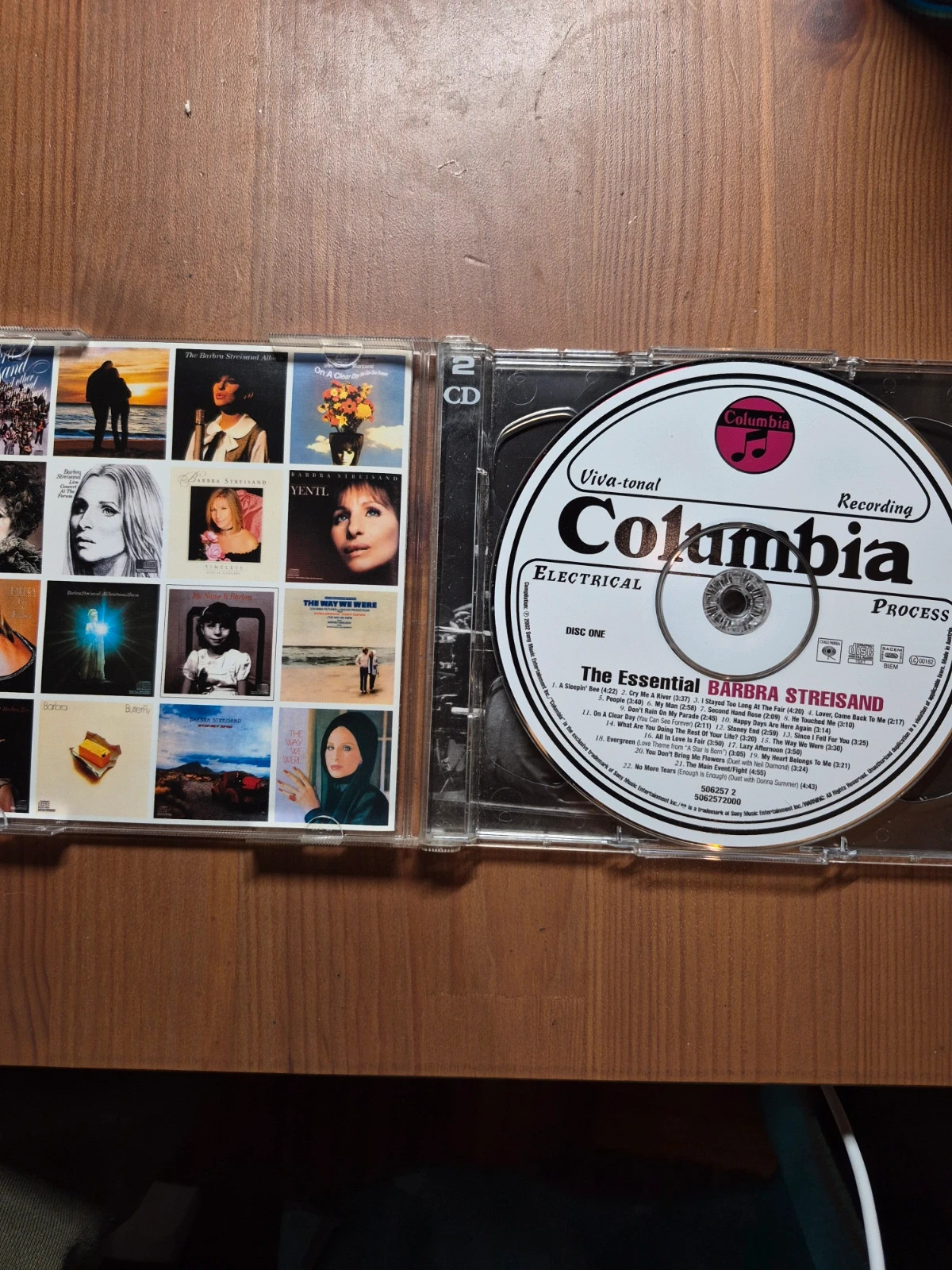 Cd audio the essential Barbara Streisand 4