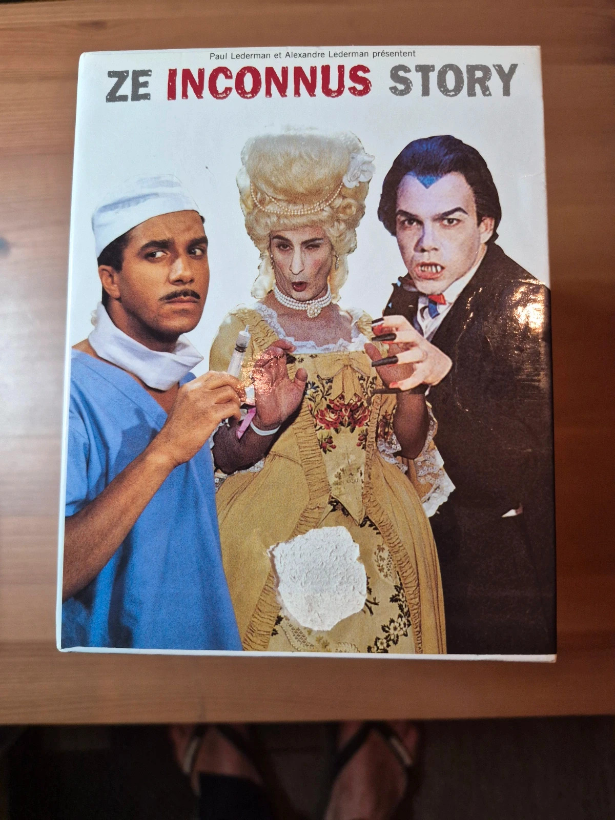 Coffret Vhs ze inconnus story la complète 2