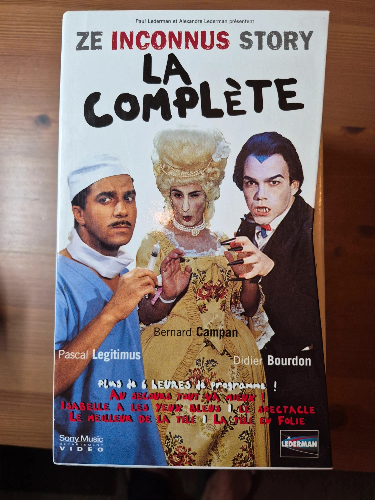 Coffret Vhs ze inconnus story la complète 4