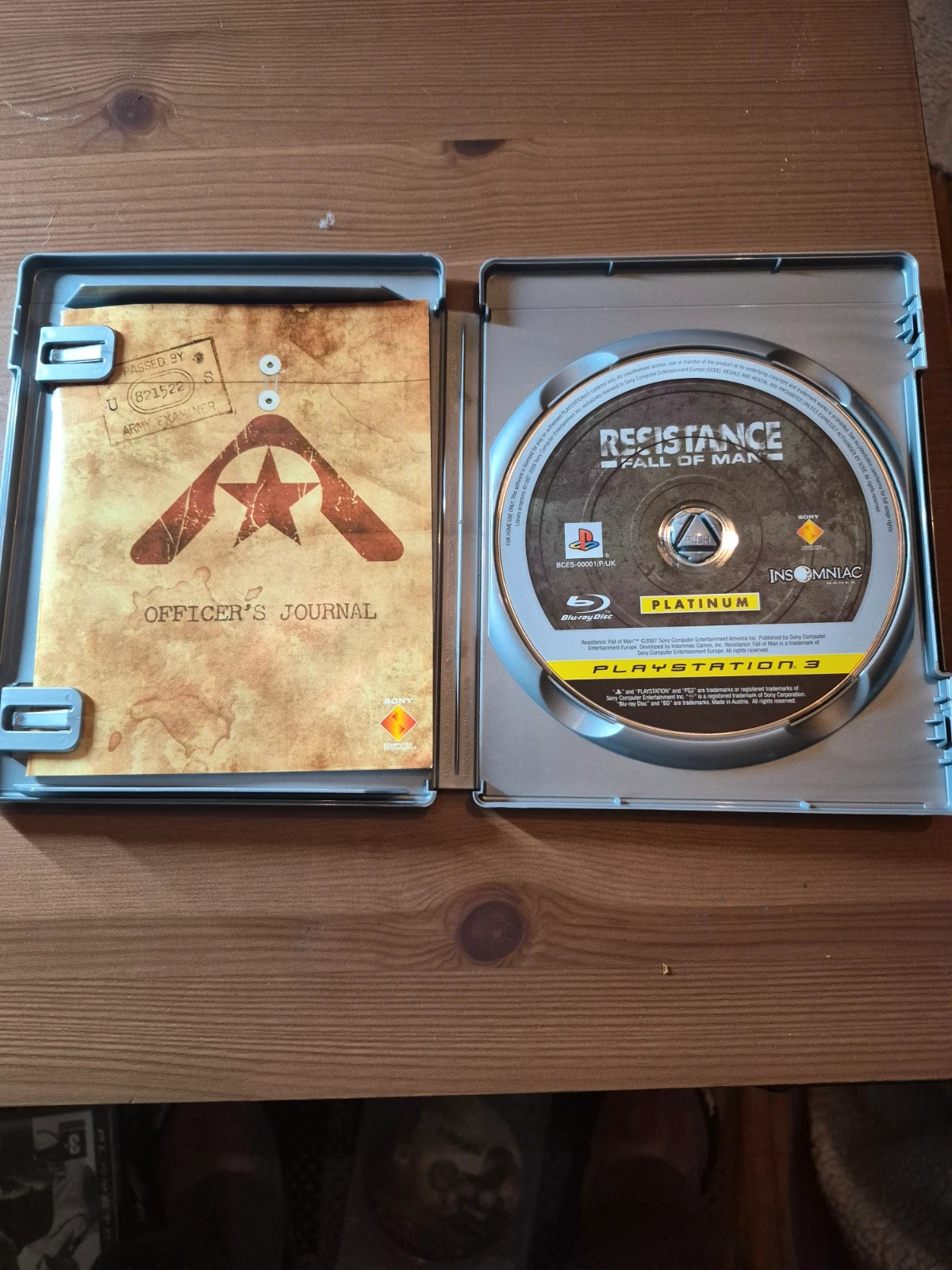 Jeu Resistance version platinum pour PS3 4