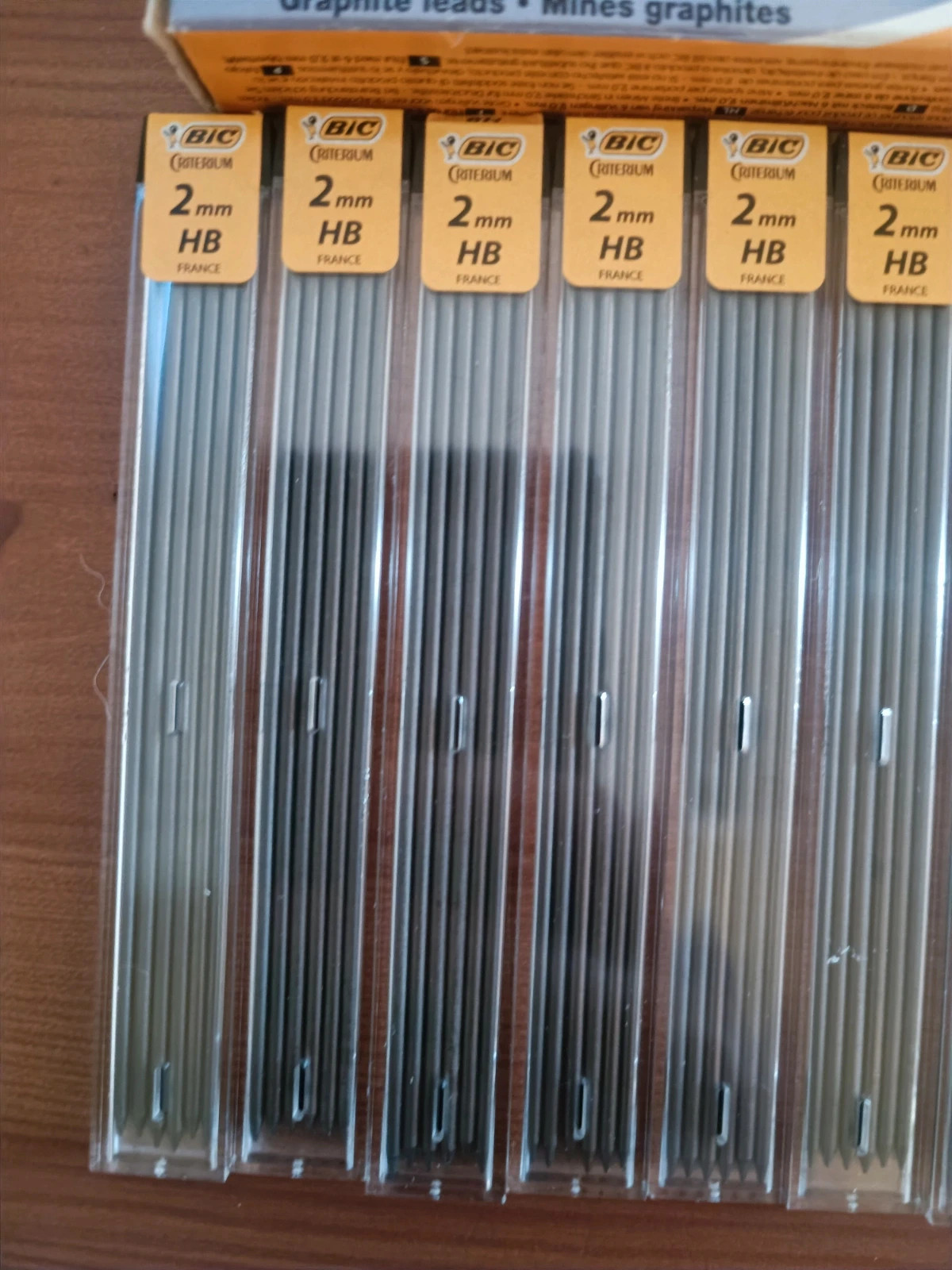 Lot de 54 mines graphites Bic 2MM – BIC 2