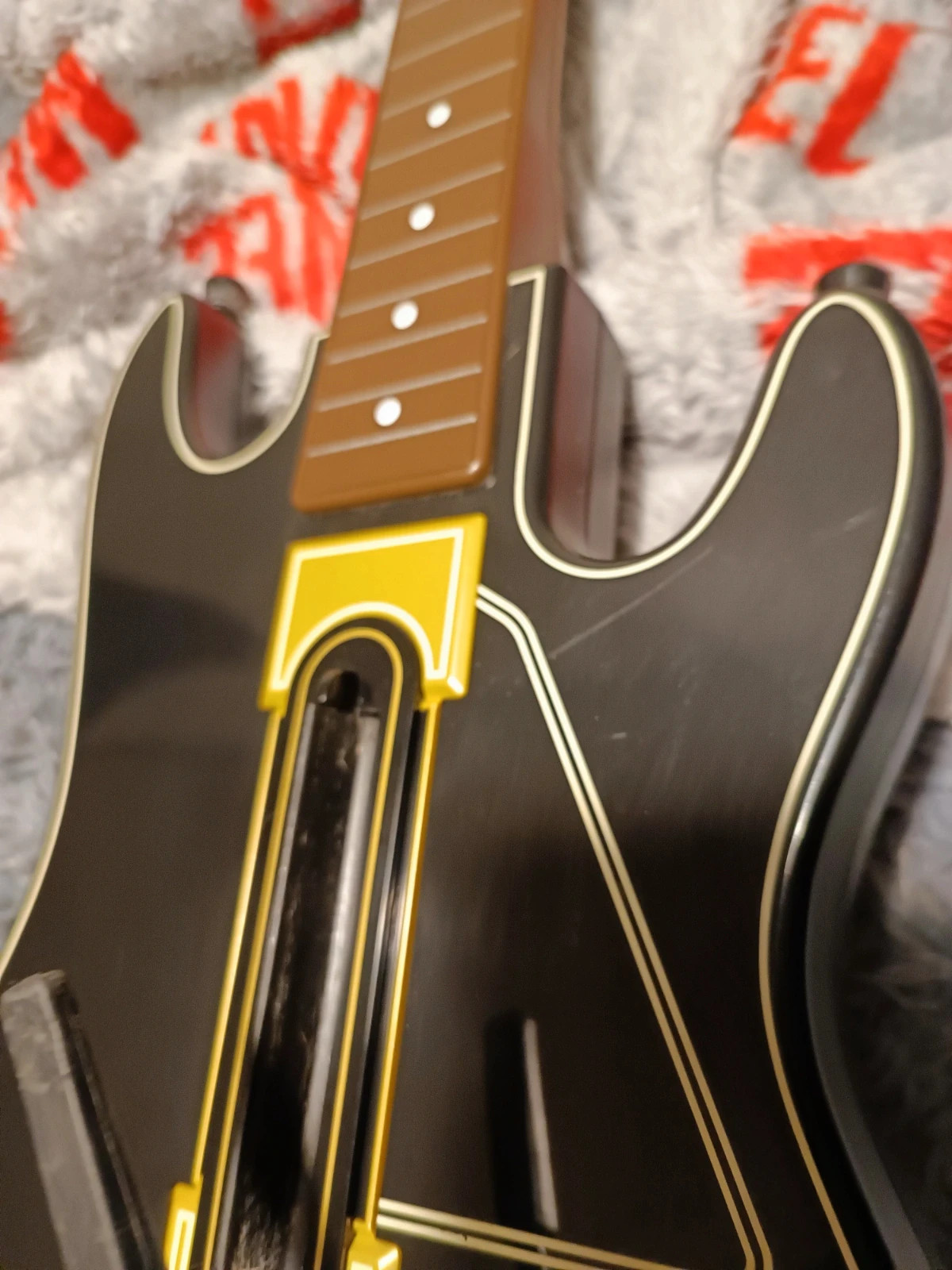Jeu Guitare Hero live + guitare 5