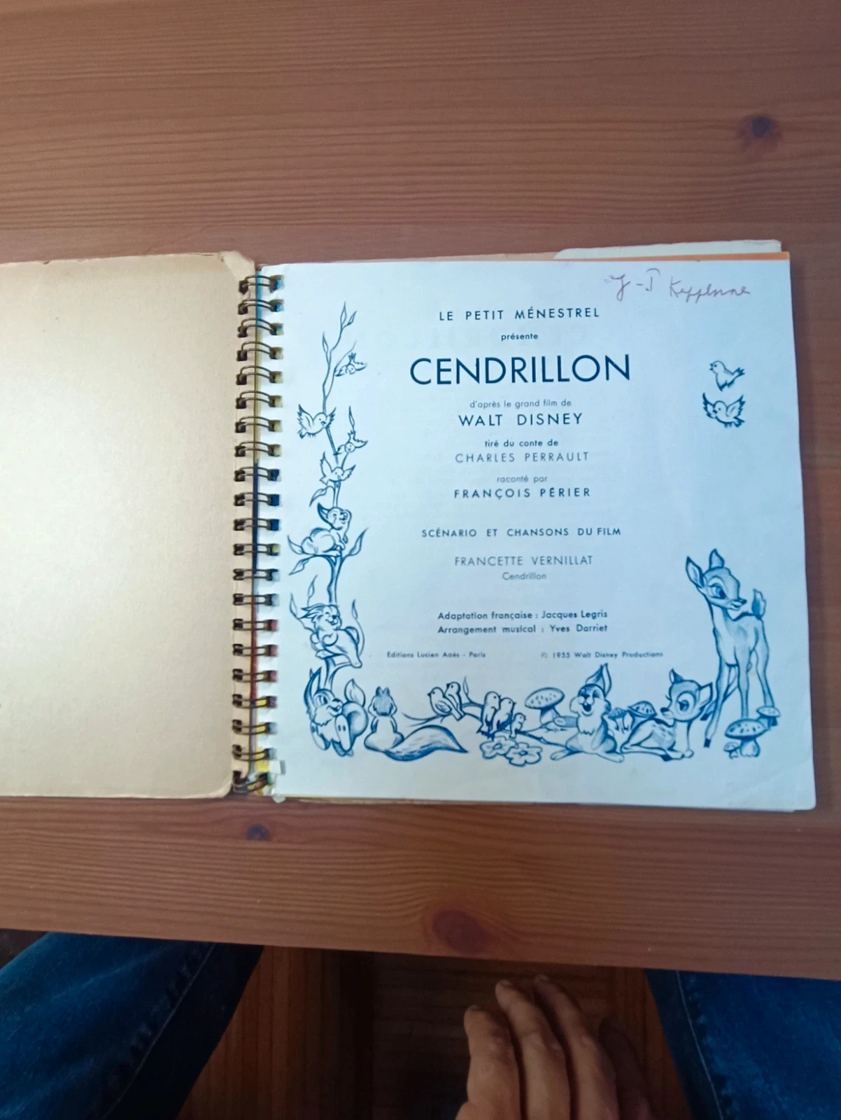 Vinyle-livre Cendrillon raconté par François Périer 4