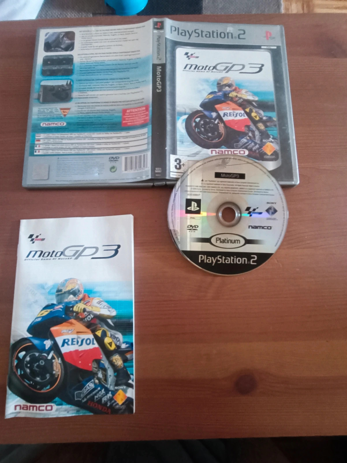 Jeu Moto Gp3 version Platinium pour PS2 complet 5