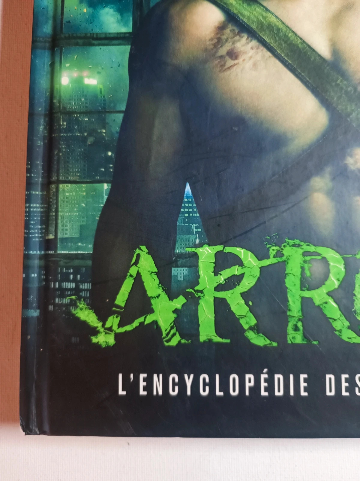 Livre Arrow L'encyclopédie des Personnages 5