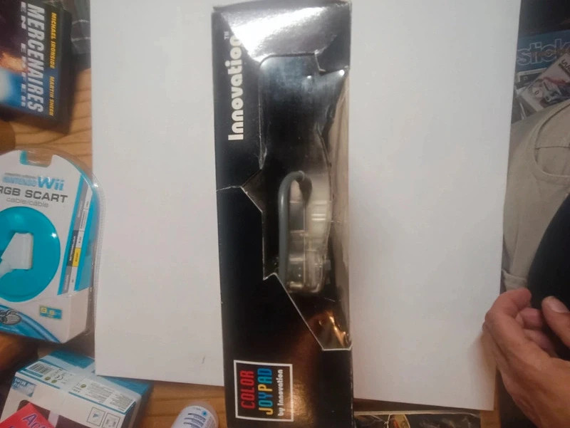 Manette Vintage en boîte Innovation pour PS1 – Innovation 2