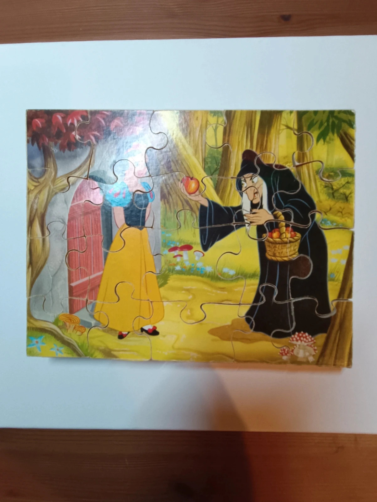 Puzzle vintage 20 pièces en bois blanche neige – Kolibri 2