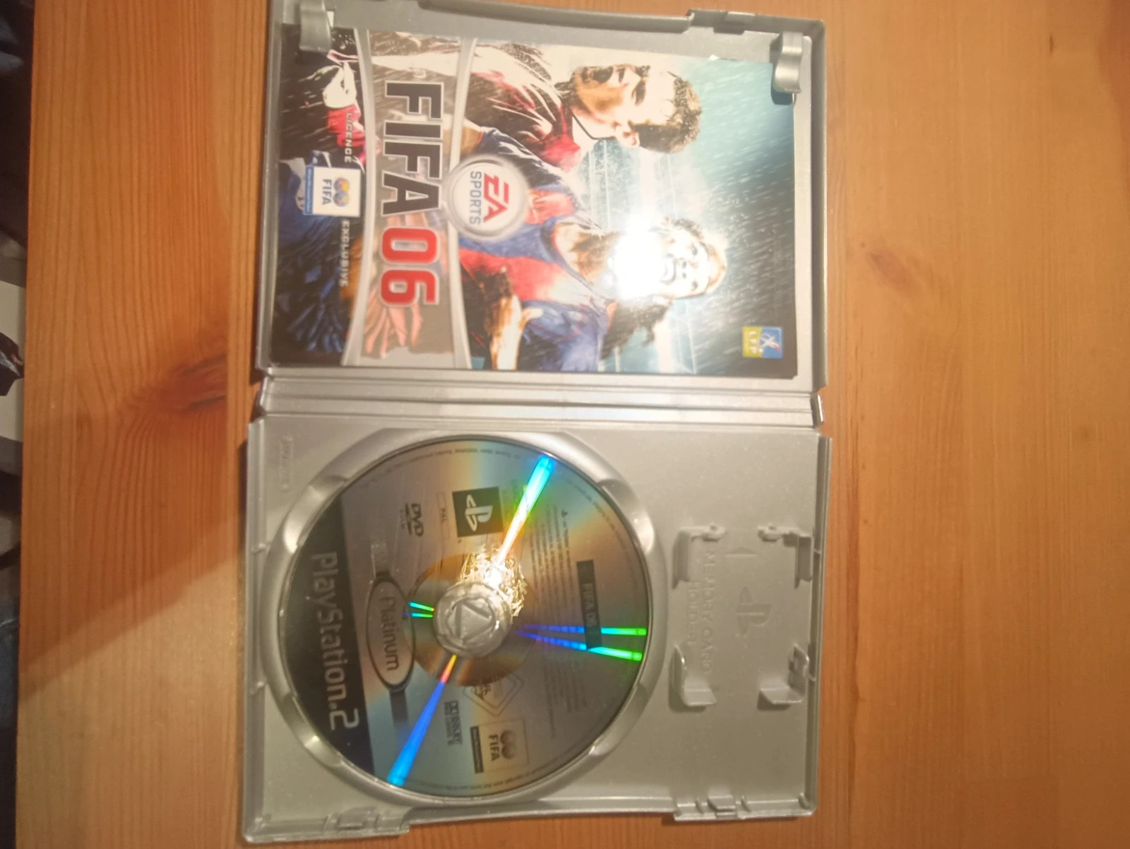Jeu Fifa 06 pour PS2 3