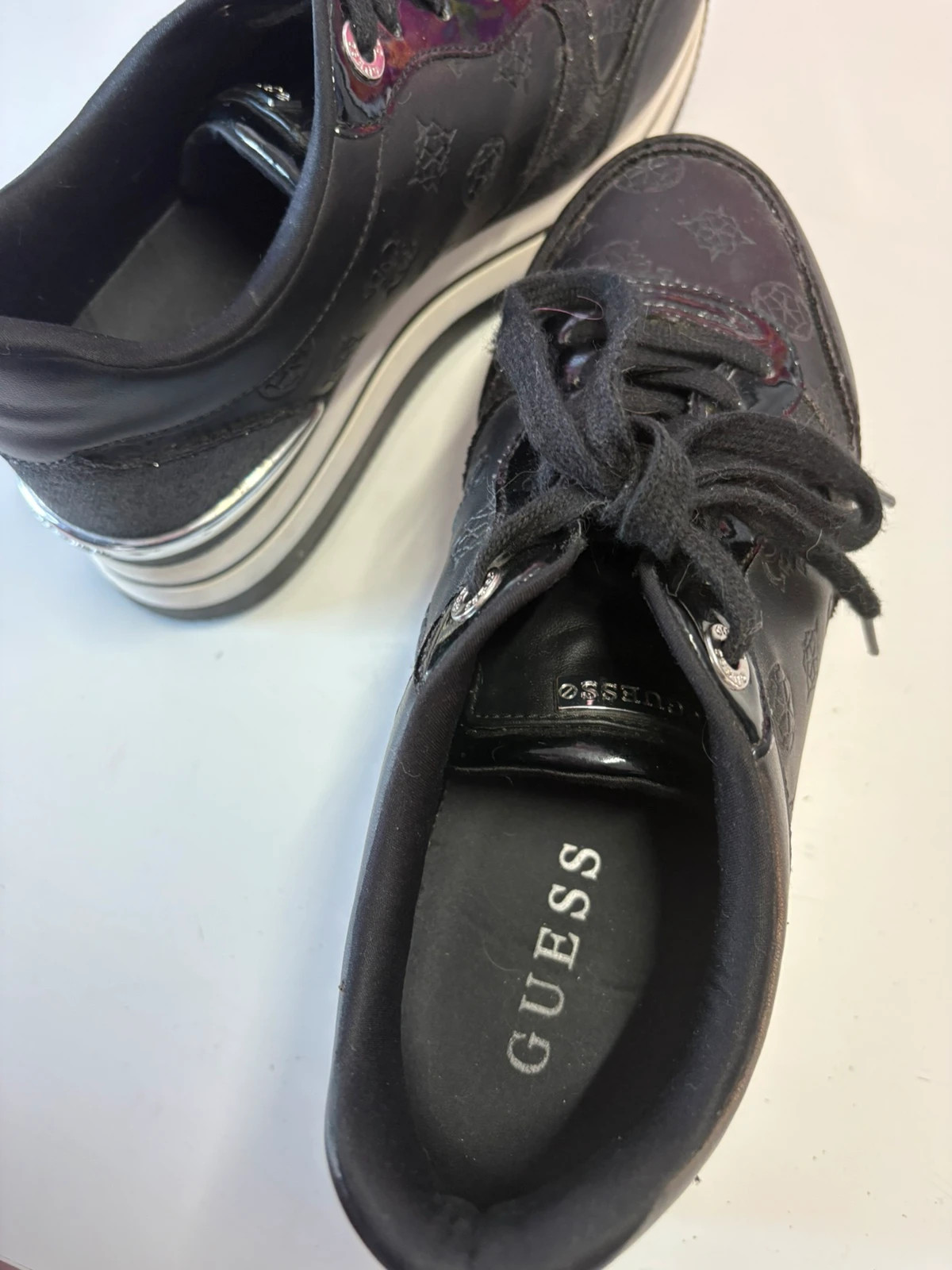 Baskets Guess – GUESS – taille 41 5