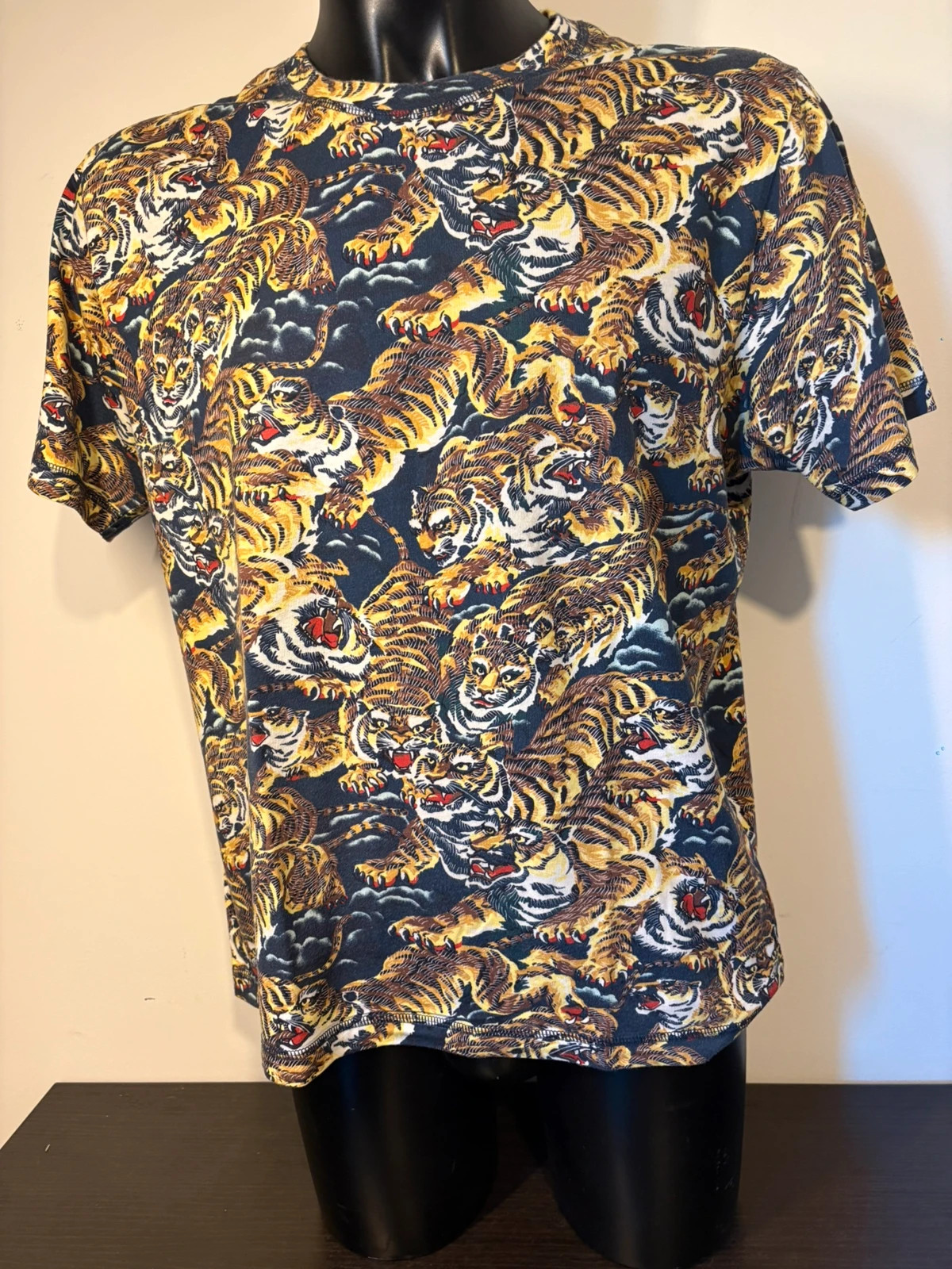 T-shirt Kenzo xl comme neuf!