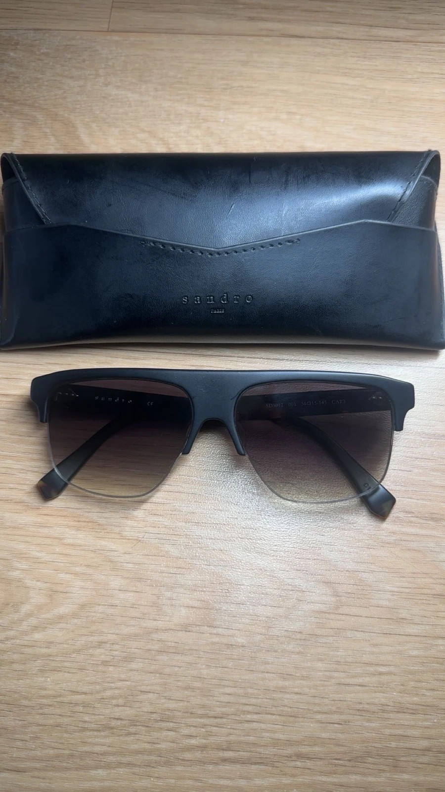 Lunette de soleil Sandro noir