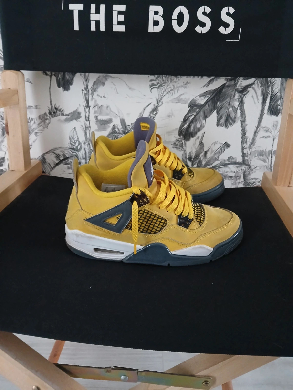 Jordan 4 jaune