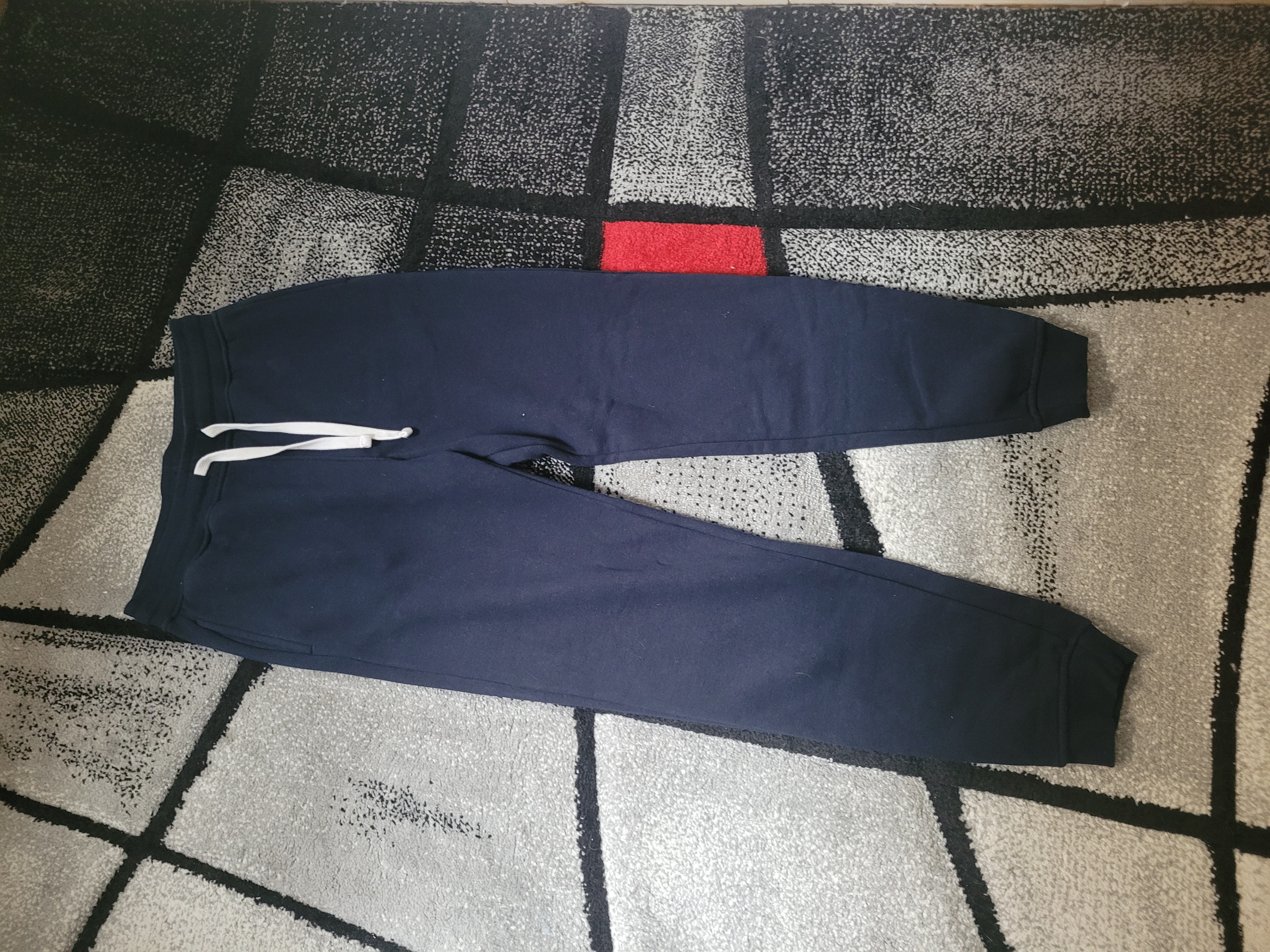 Jogging kiabi taille 36