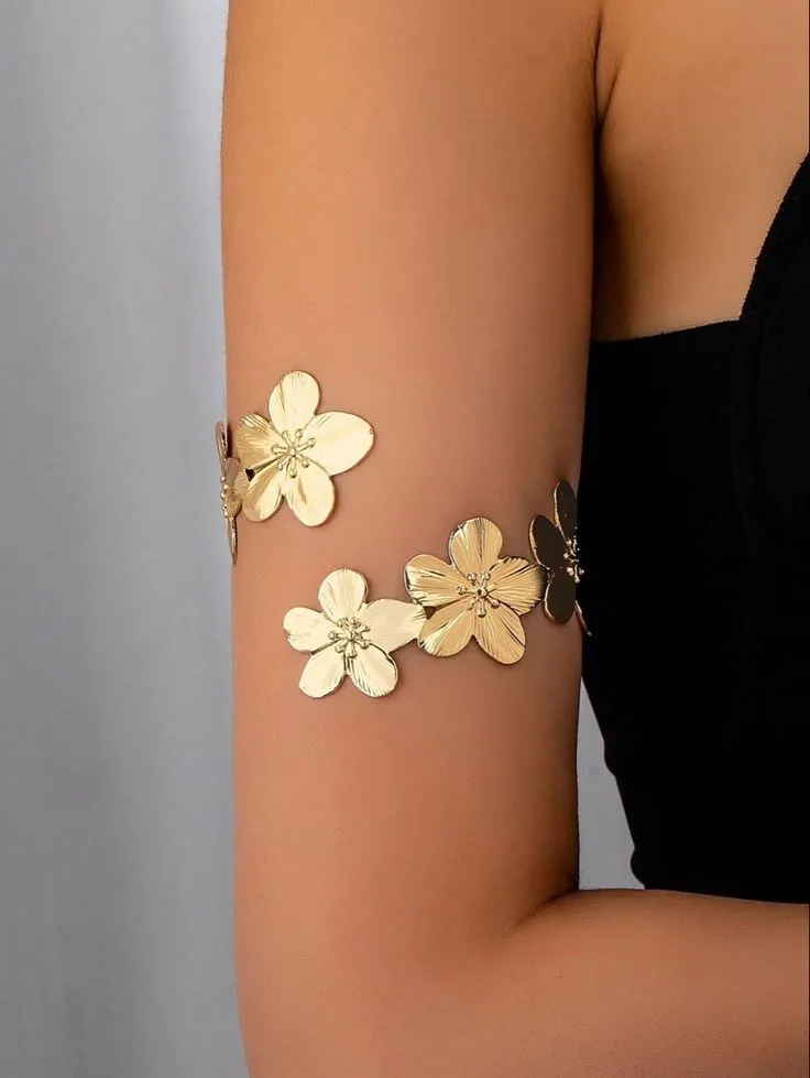 Bracelet fleurs dorées ajustable