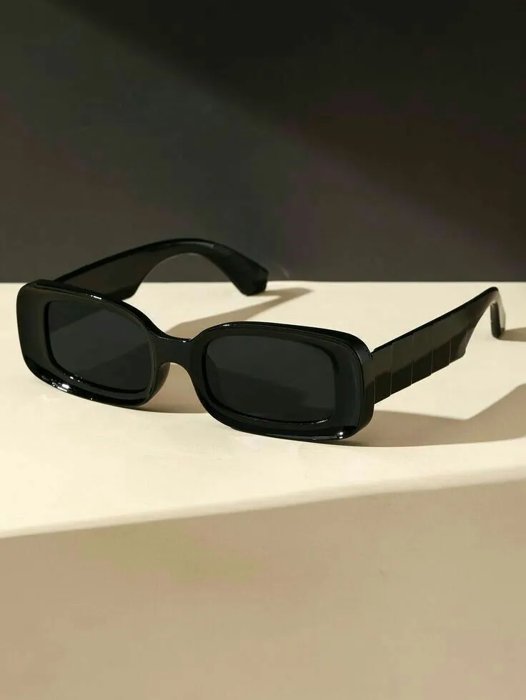 Lunettes de soleil rectangulaires noires