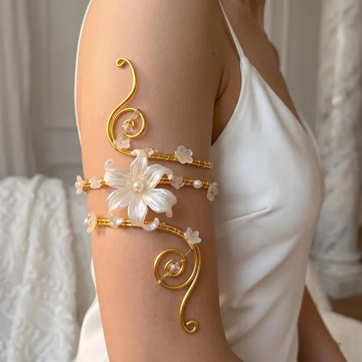 Bracelet fleurs dorées ajustable 3