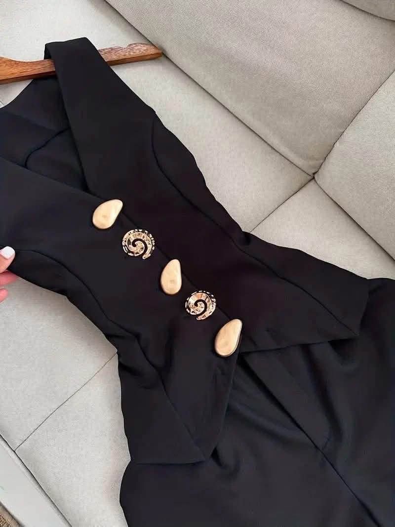 Blazer noir femme boutons dorés