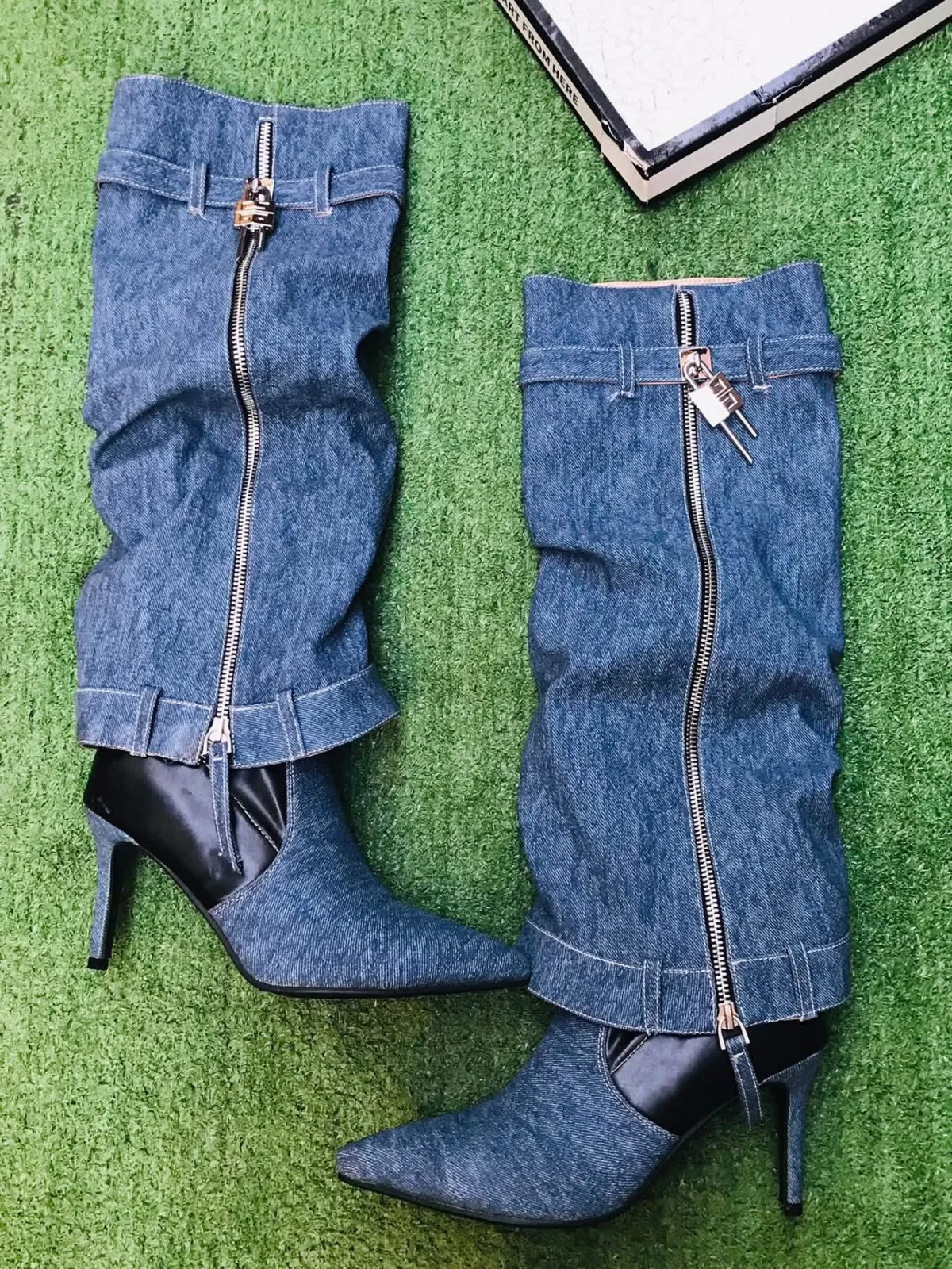 Bottes en denim bleu talon haut femme