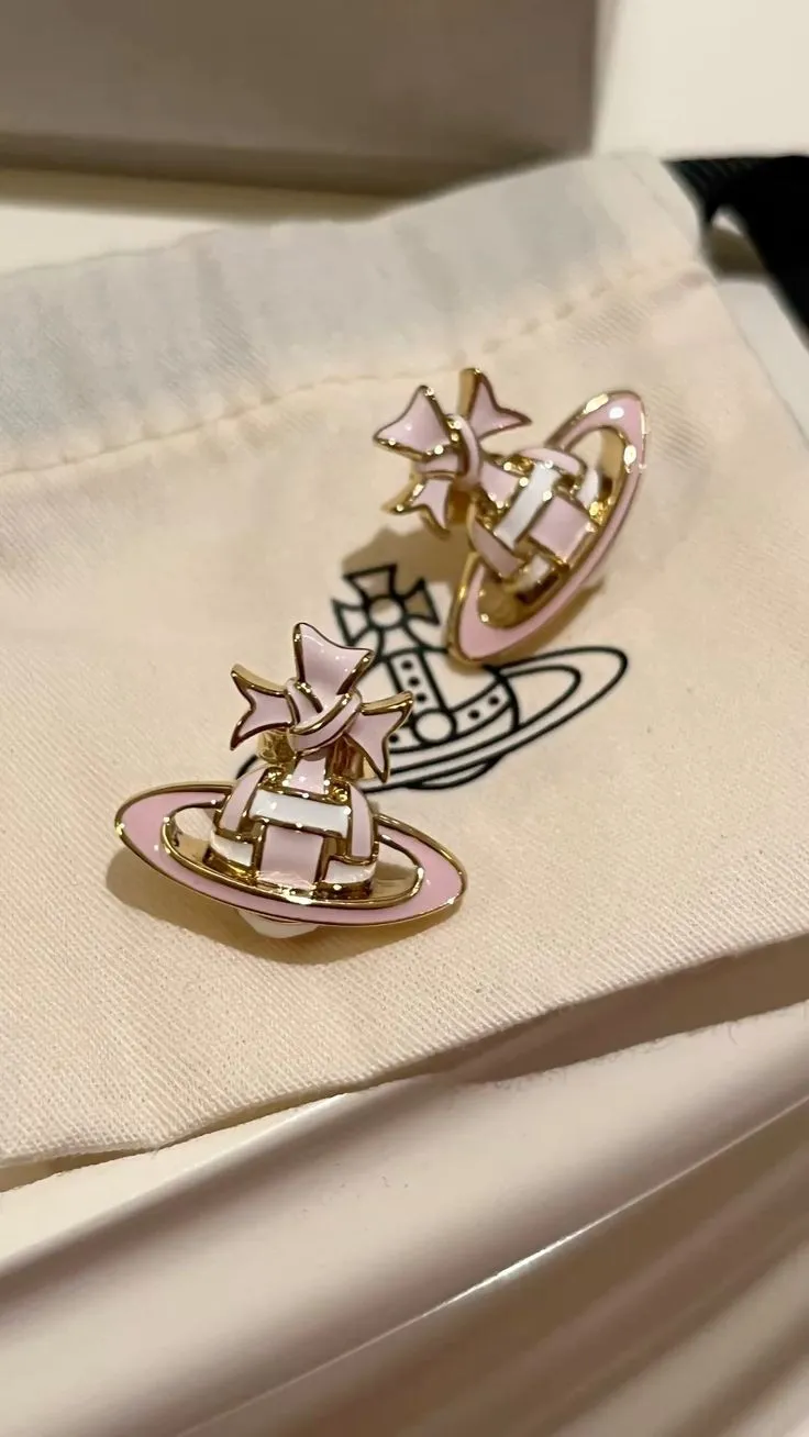 Boucles d'oreilles Vivienne Westwood perles 3