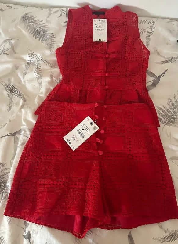 Short rouge à motifs géométriques neuf 3