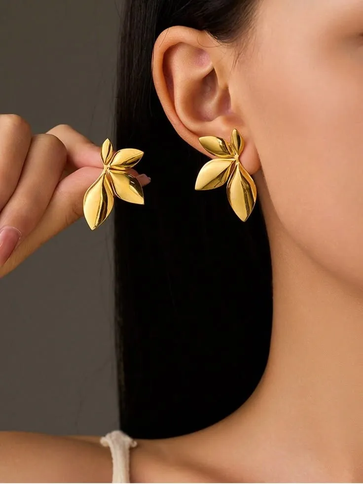 Boucles d'oreilles fleur dorée géométrique