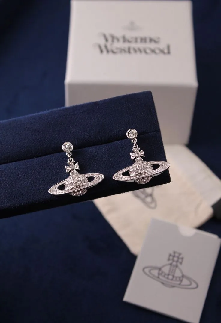 Boucles d'oreilles Vivienne Westwood pendantes 3