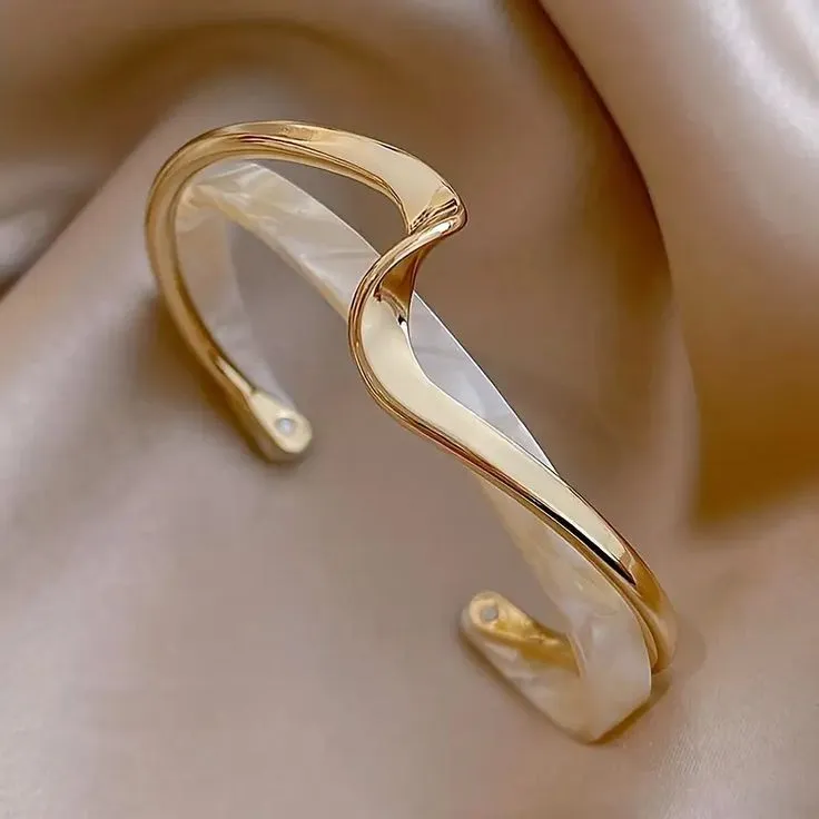 Bracelet jonc or design épuré 3