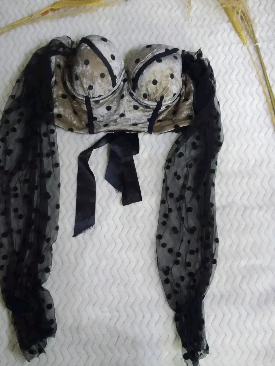 Haut motif pois noir