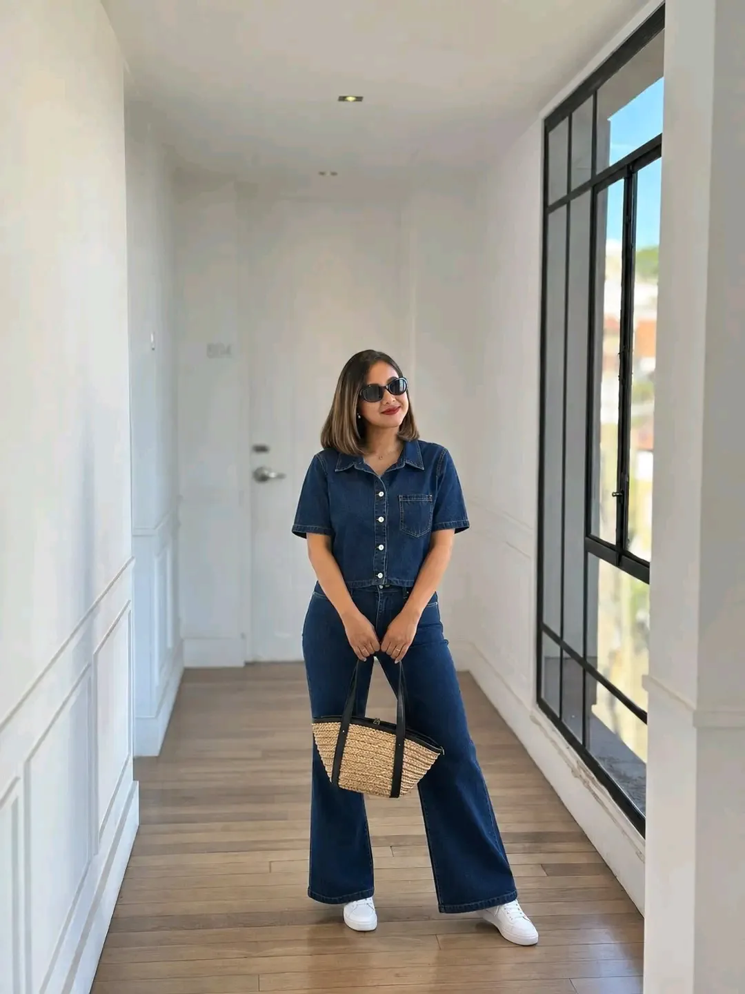 Combinaison en denim bleu marine manches courtes 3