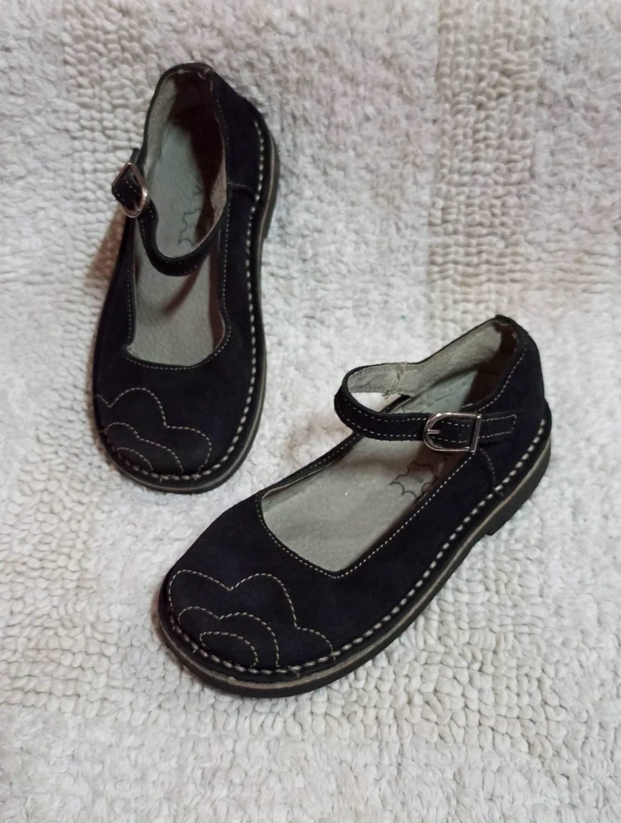 Chaussures noires enfant à bride 3