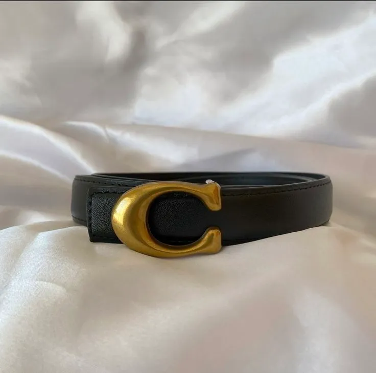 Ceinture noire boucle C dorée 2