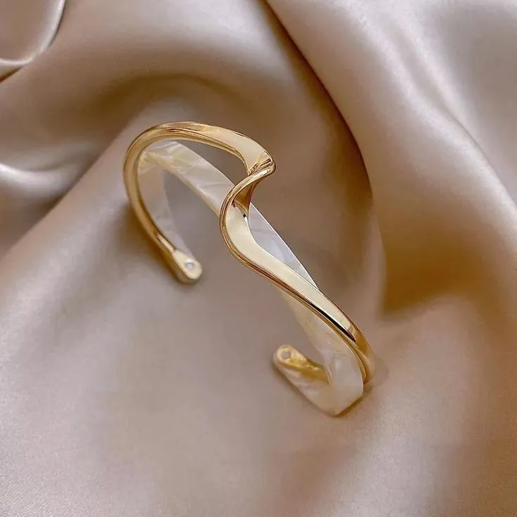Bracelet jonc or design épuré