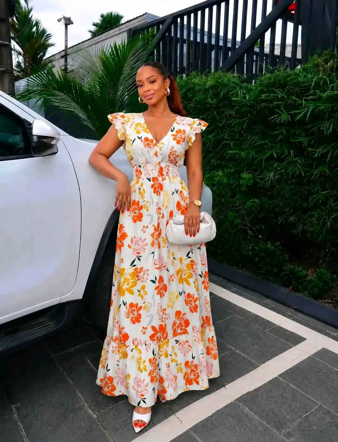 Robe longue fleurie blanc orange jaune