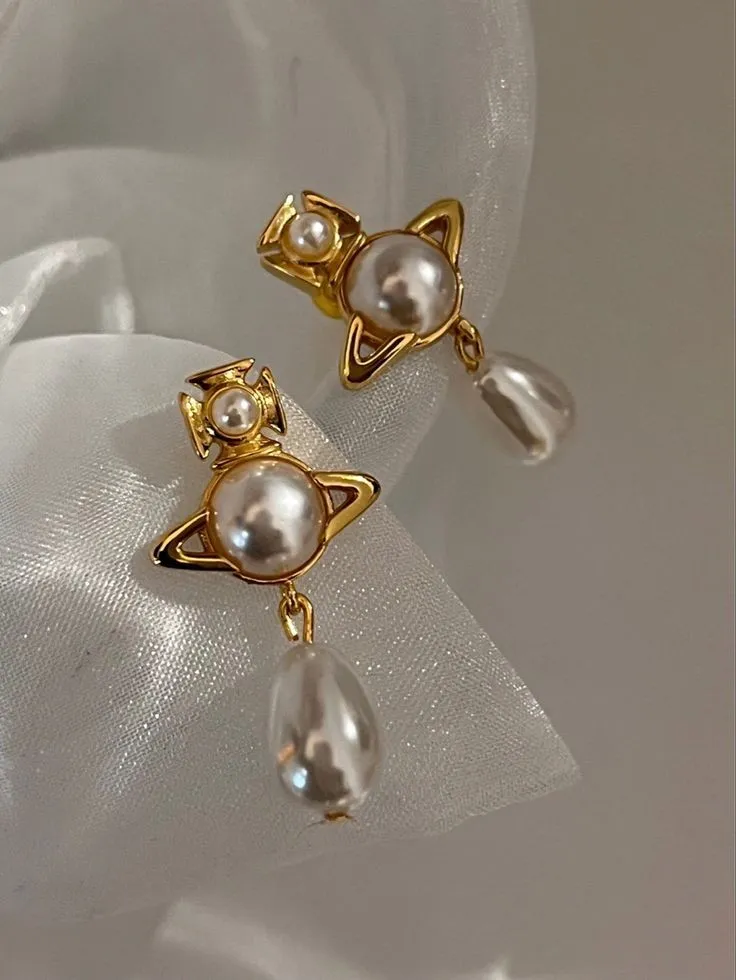 Boucles d'oreilles Vivienne Westwood perles 3