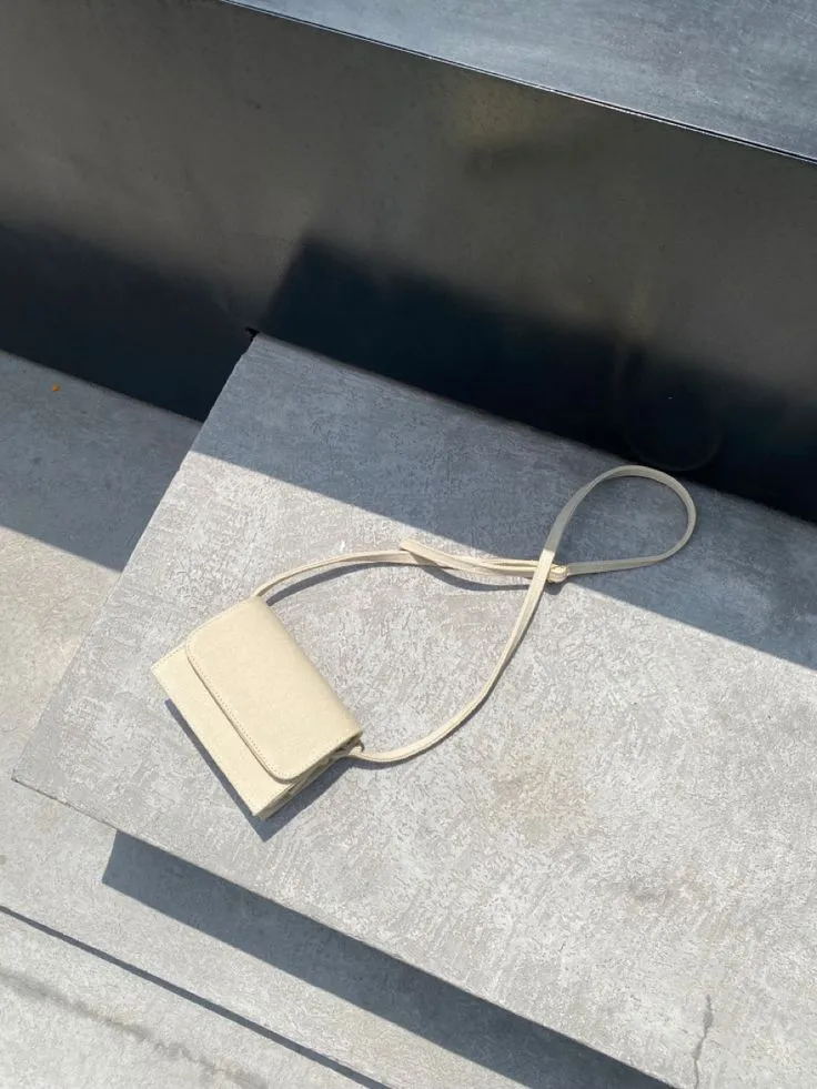 Sac à bandoulière blanc épuré 3