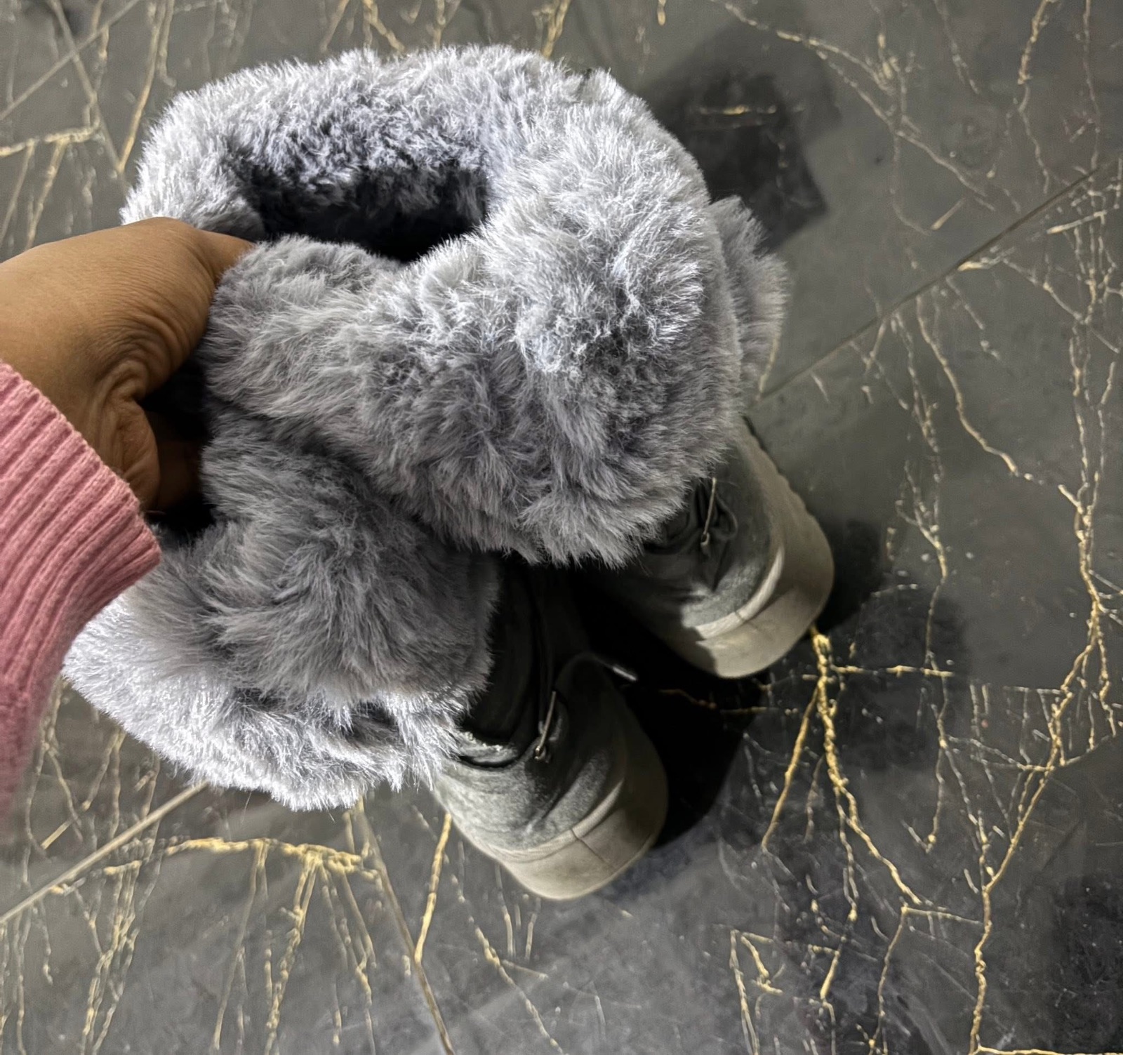 Bottes fourrure grise doublée 2