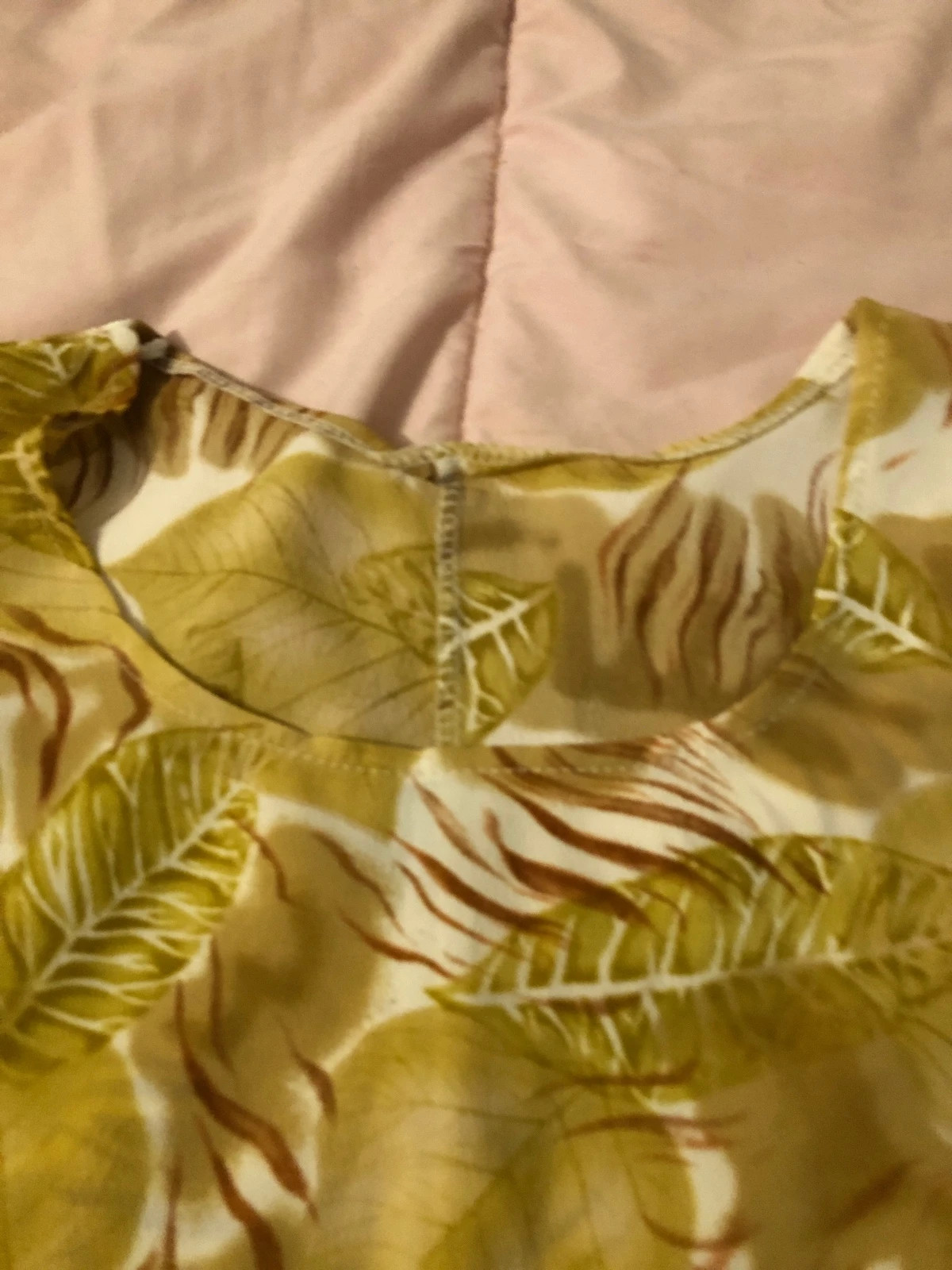 Lot de 2 Débardeurs / Tops Sans Manches Imprimé Feuillage Tropical – Taille S – taille S / 36 / 8 5