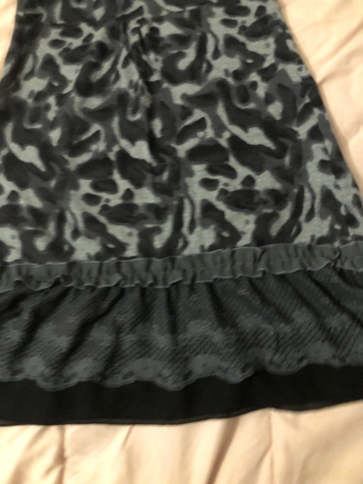 Robe Sans Manches Grise & Noire Imprimé Léopard / Léopard Ajouré & Dentelle – Taille L – Shein – taille L / 40 / 12 3