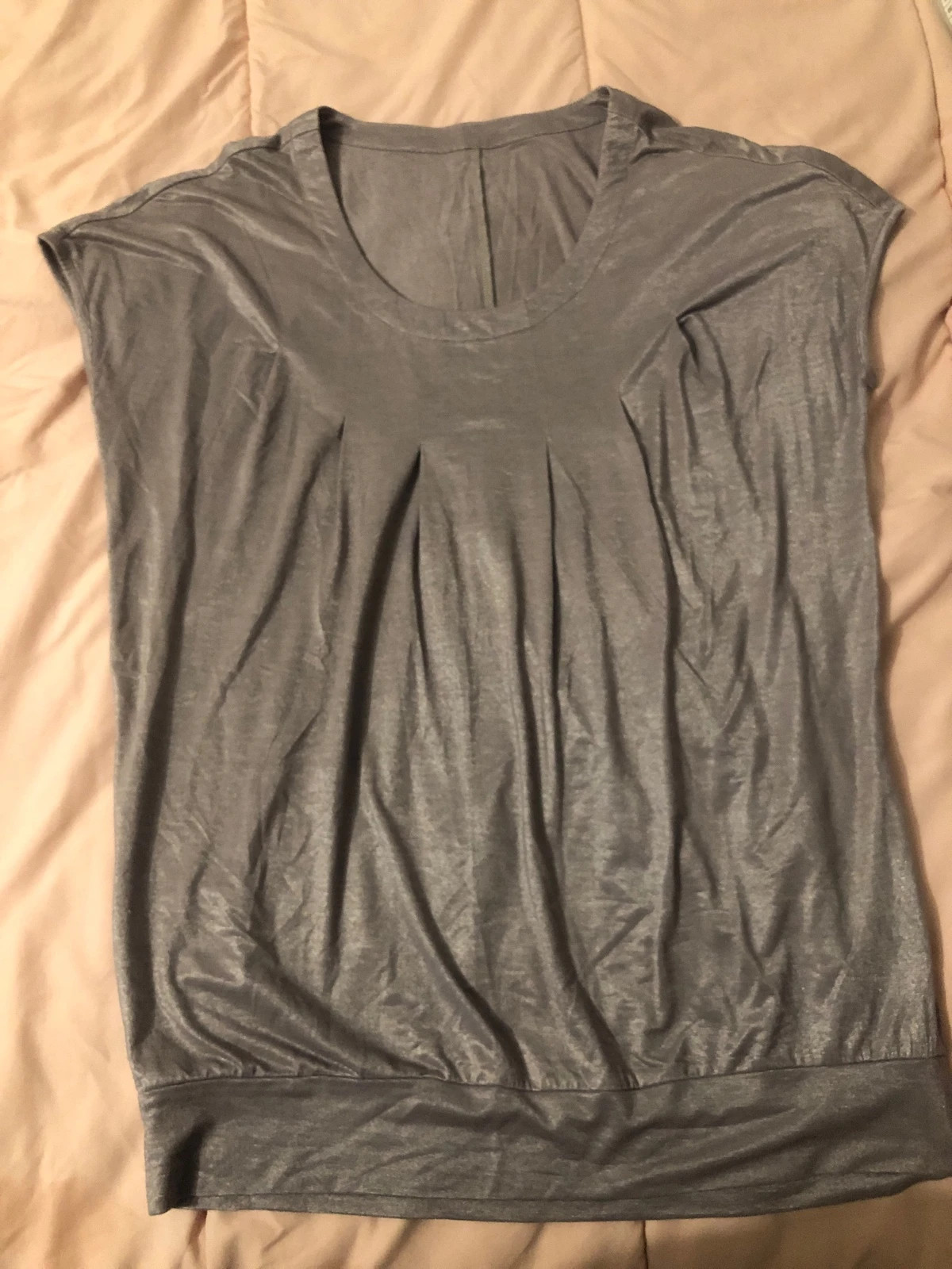 Top Gris Brillant Drape Taille S - Chic & Confortable – Euro Ange – taille S / 36 / 8 5