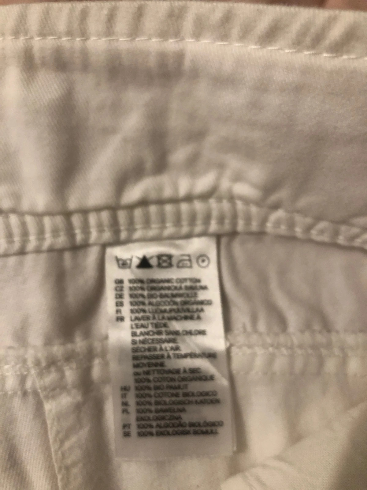 Pantacourt Blanc Femme H&M – Taille 38 – À Recoudre (Bouton Fourni) – H&M – taille M / 38 / 10 3