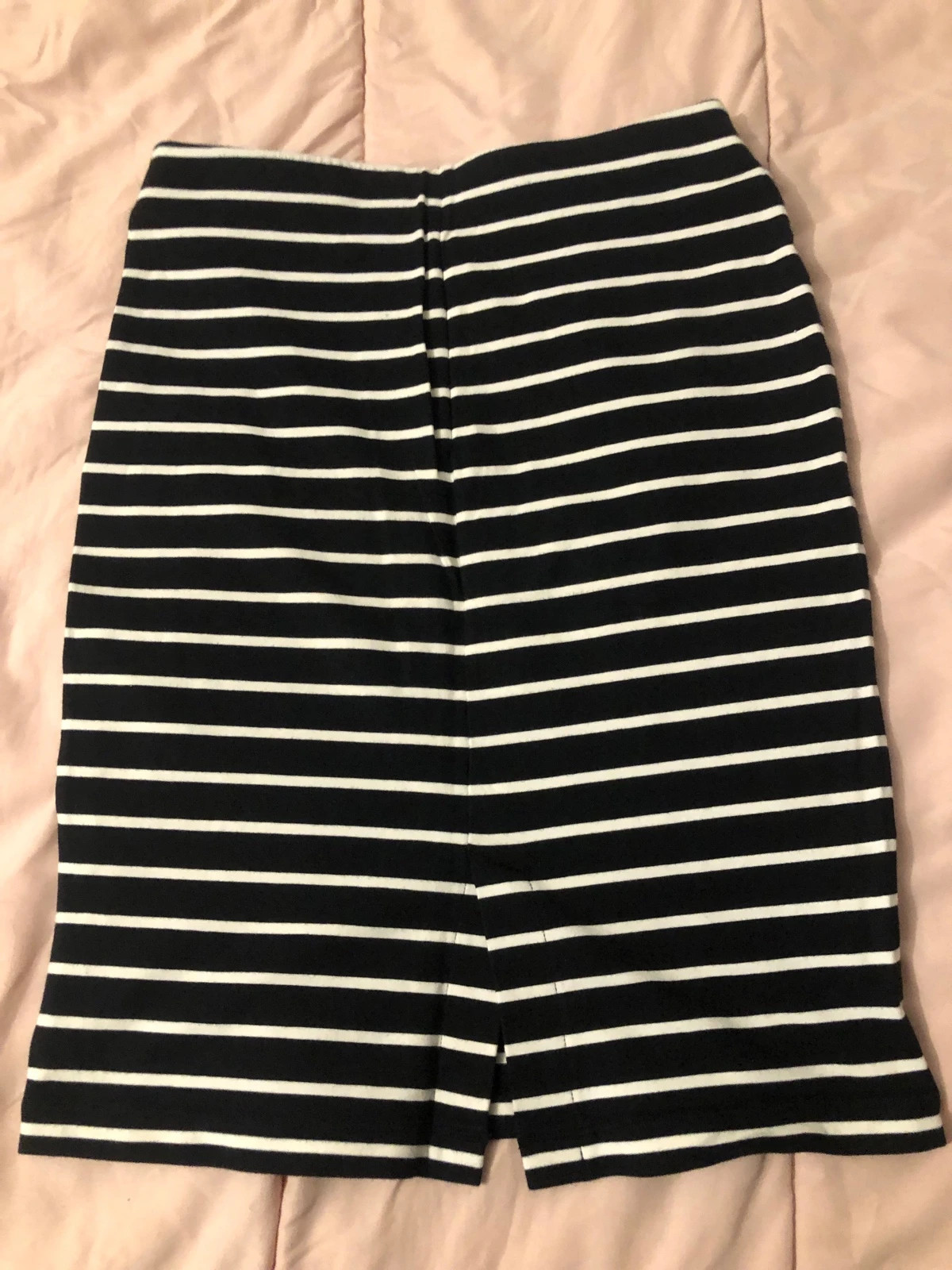 Jupe Crayon Uniqlo Rayée Noir & Blanc – Taille S – Uniqlo – taille S / 36 / 8 5