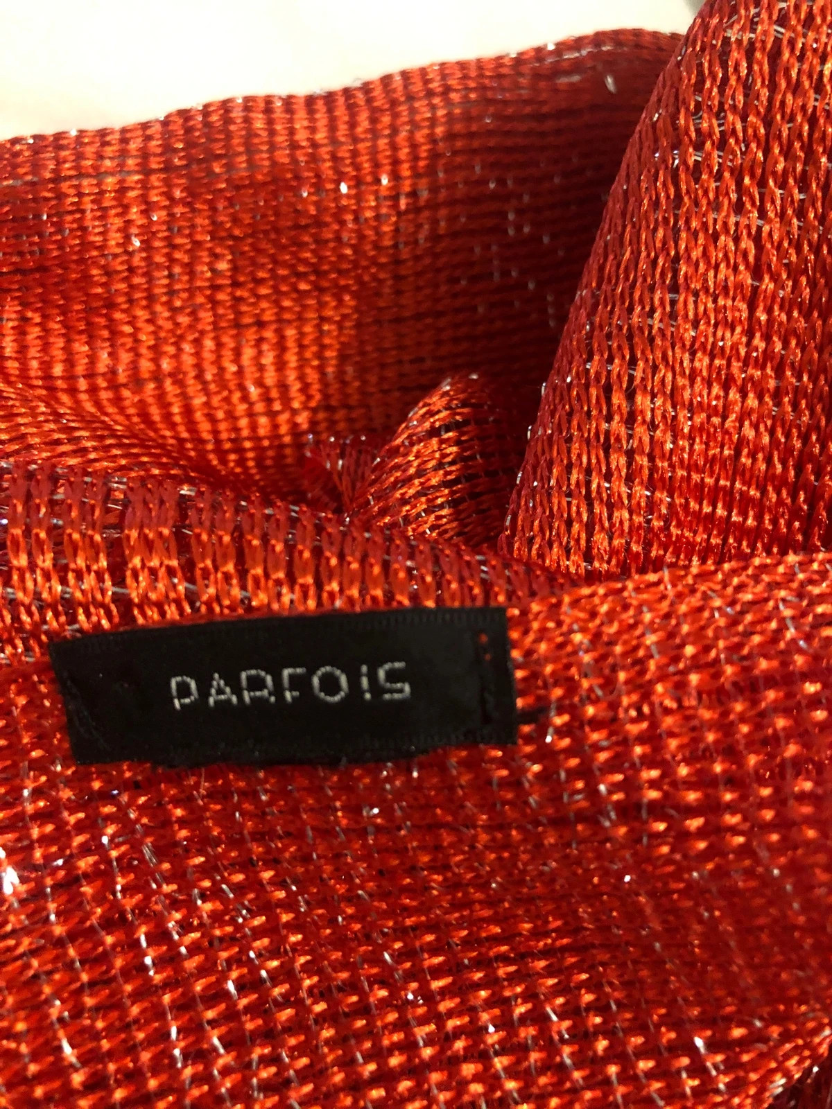 Petite écharpe / Foulard rouge pailleté Parfois – Maille irisée & franges – Parfois 3