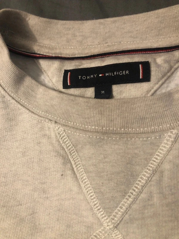 Sweatshirt Tommy Hilfiger Crème - Taille M - Excellent État – Tommy Hilfiger – taille M 2