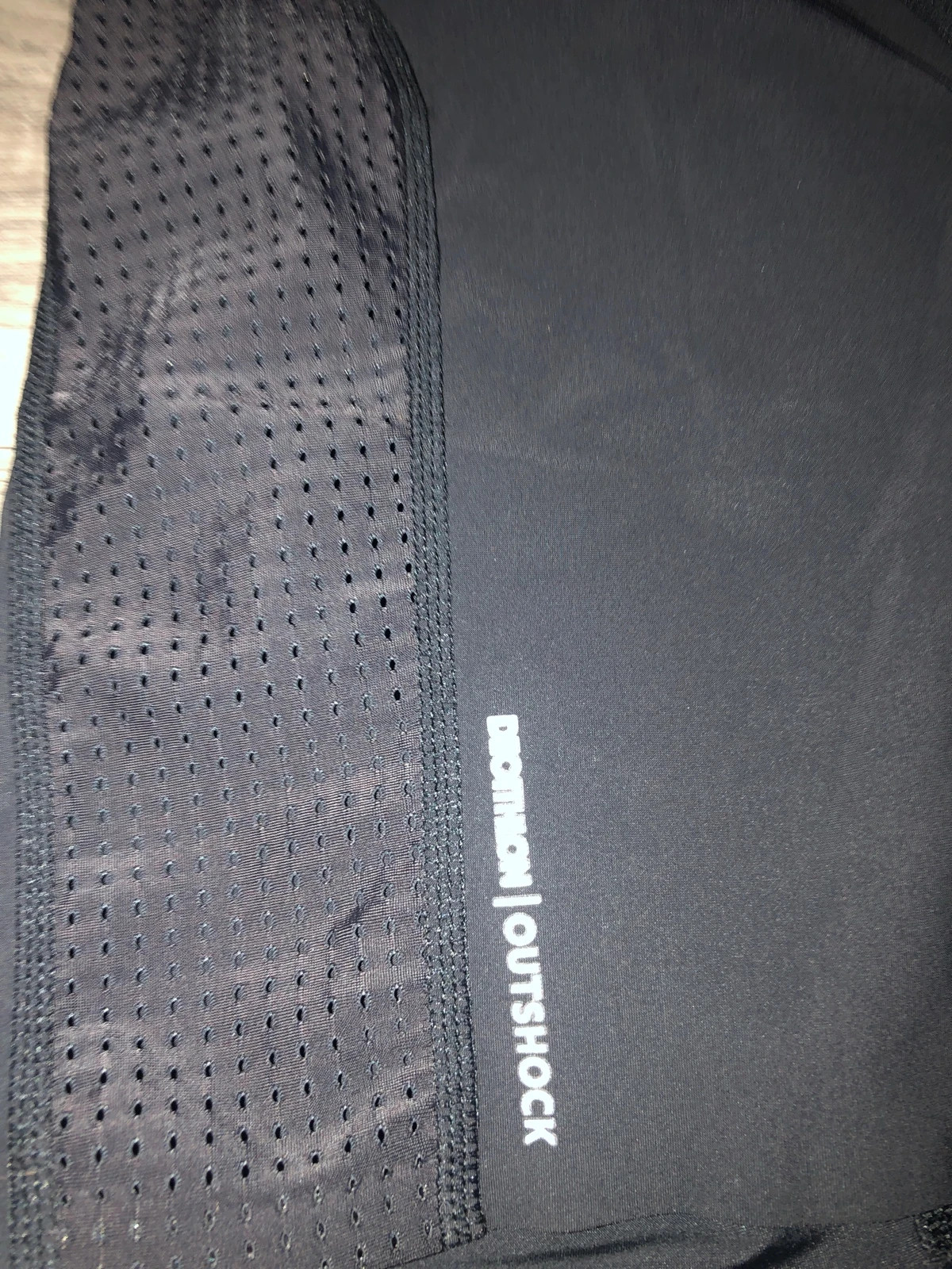 Short de sport les 2 – Decathlon – taille L / 40 / 12 3