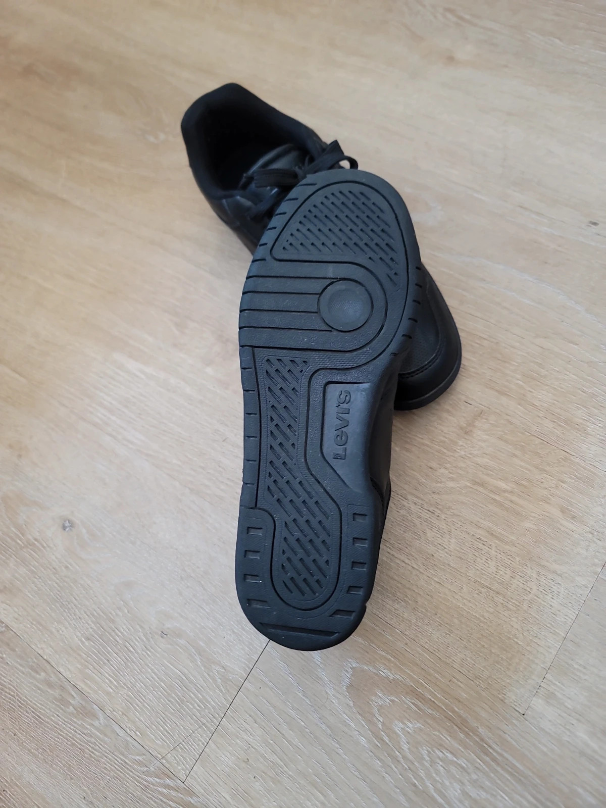 Baskets Levi's noires femme – Taille 38 – Levi's – taille 38 4