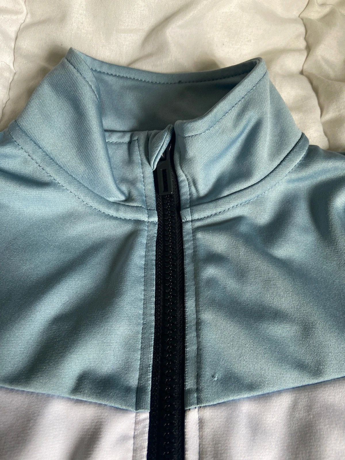 Ensemble de jogging – In Extenso – taille 8 ans / 128 cm 3