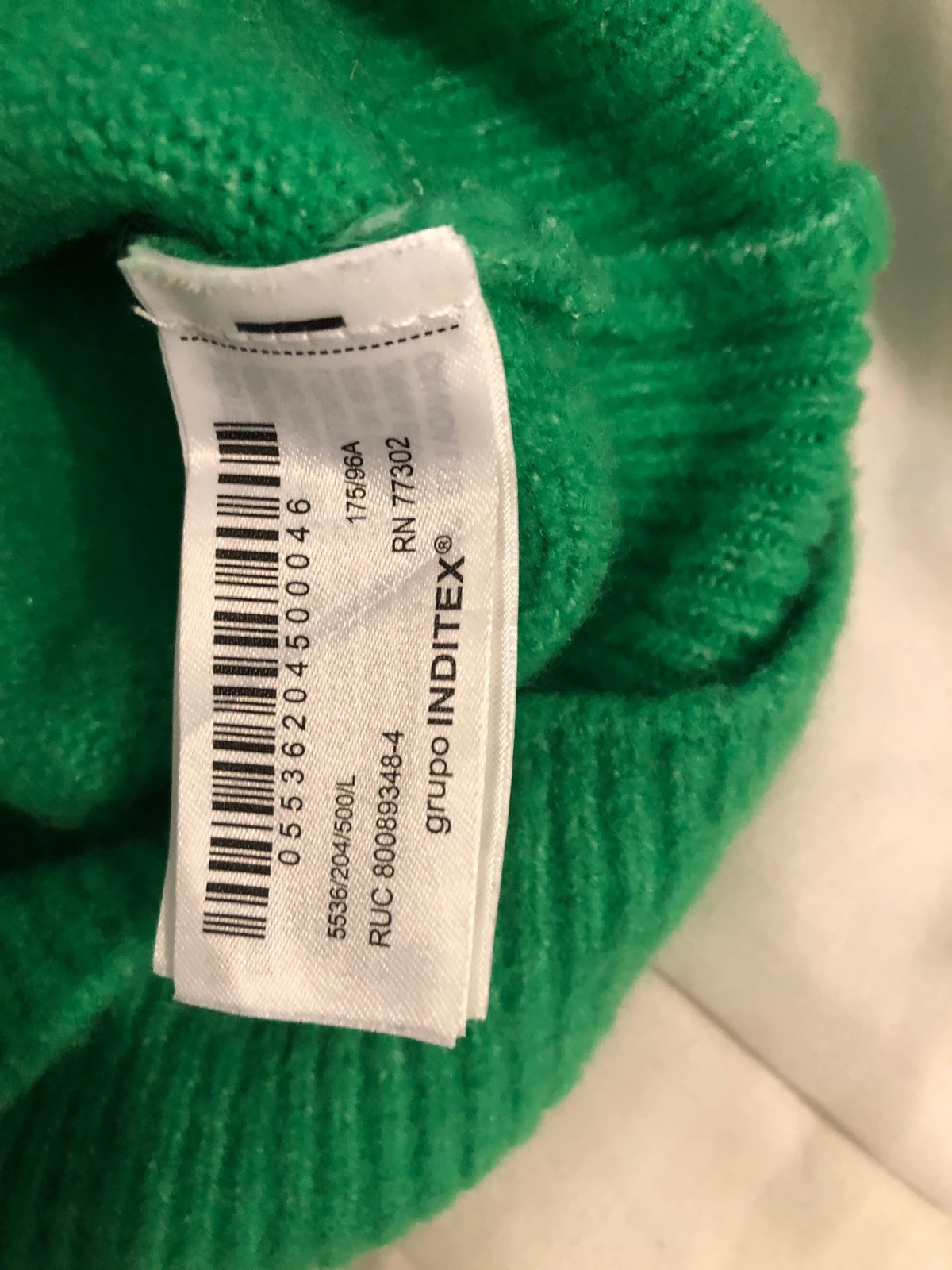 Pull vert intense ZARA - Col rond - Taille L – Zara – taille L / 40 / 12 4