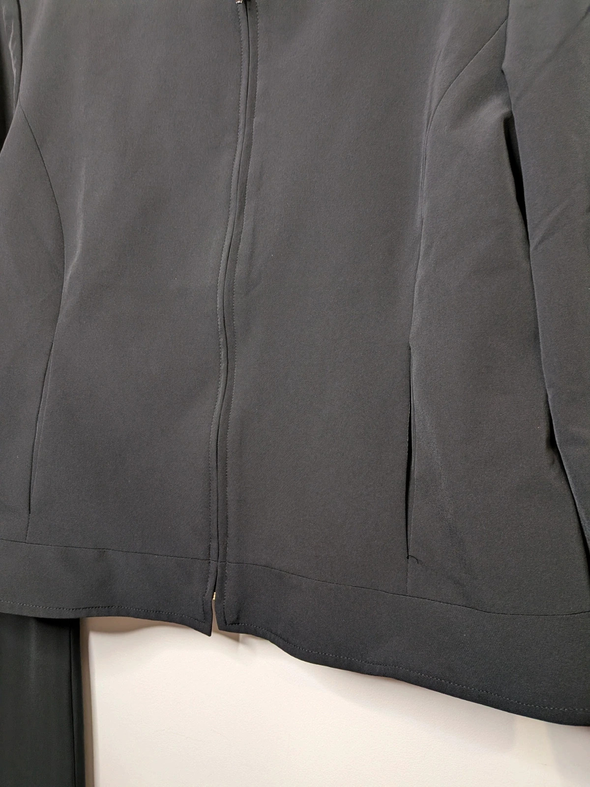 Ensemble confortable - élégant – Dimension – taille L / 40 / 12 4